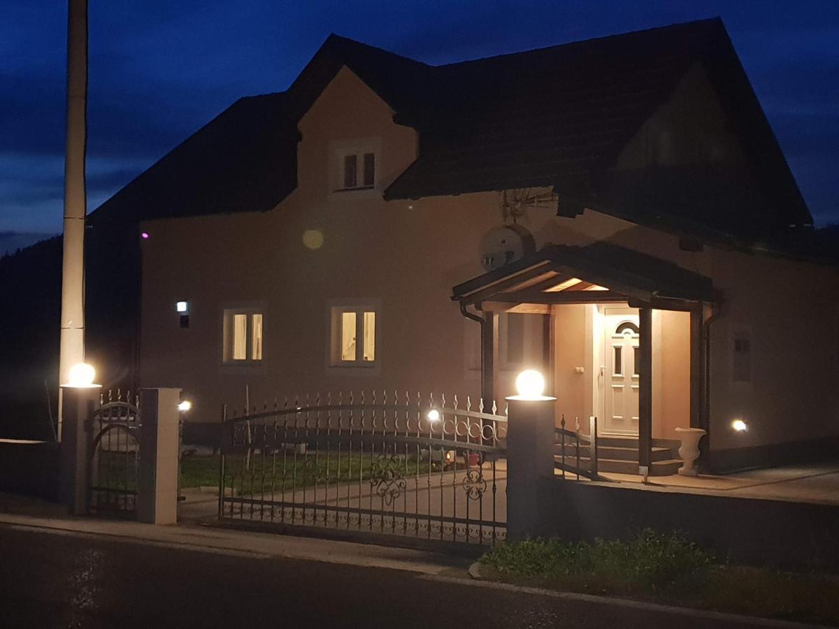 Villa Lady Di Plitvice Vrhovine Exterior photo